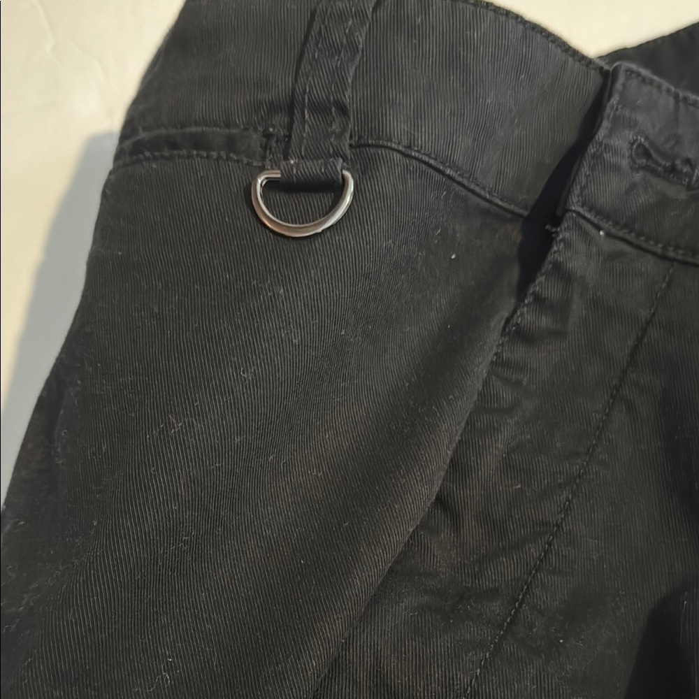 Armani exchange Men's Black Cargo Shorts - Picture 6 of 6